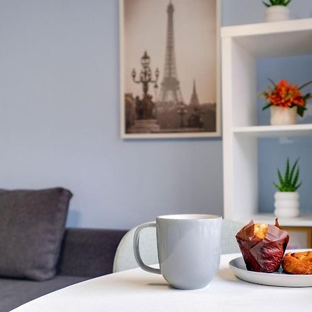 FelthamChic 1Br House In Hounslow - 12 Mins From Heathrow Airportアパートメント エクステリア 写真